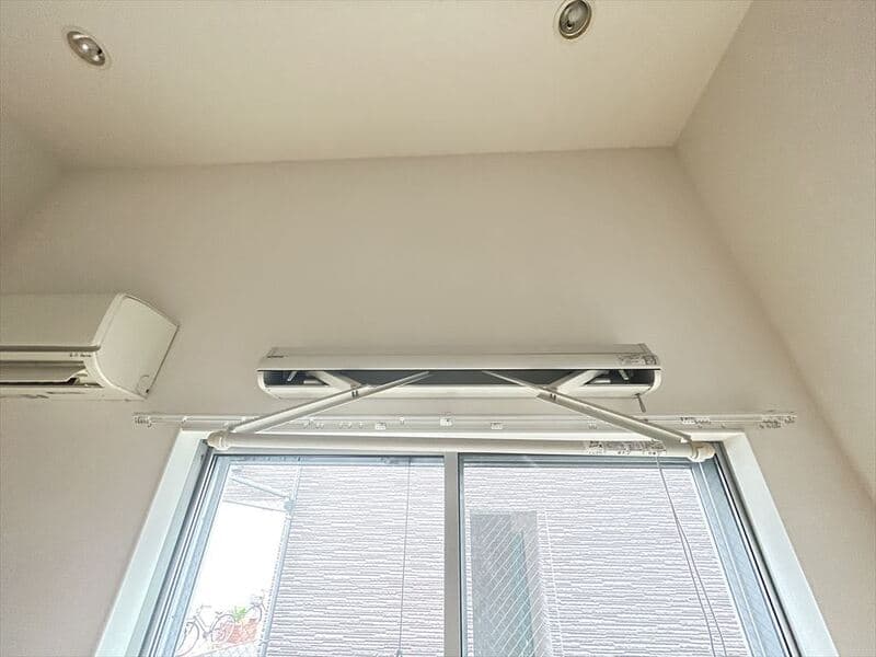 Room image 11