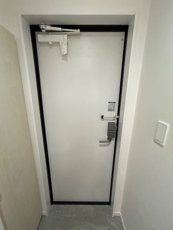 Room image 10