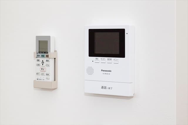 Room image 12