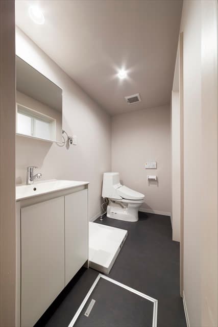 Room image 14