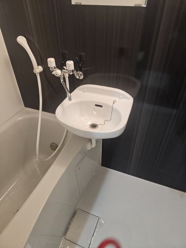 Room image 11