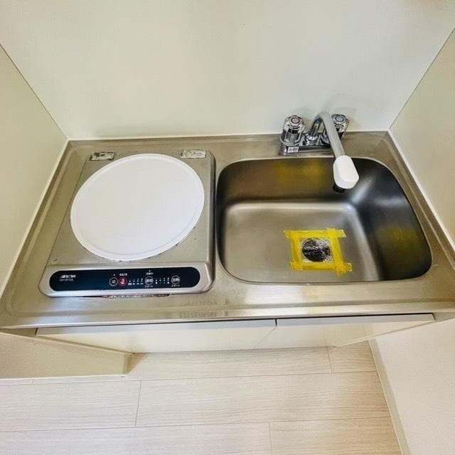 Room image 11
