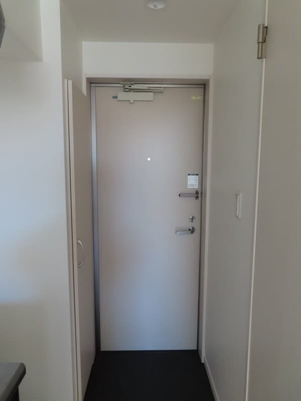 Room image 11