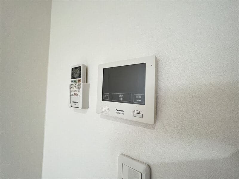 Room image 10