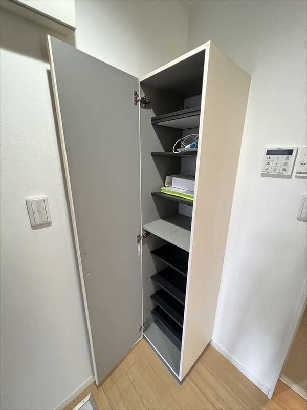 Room image 15