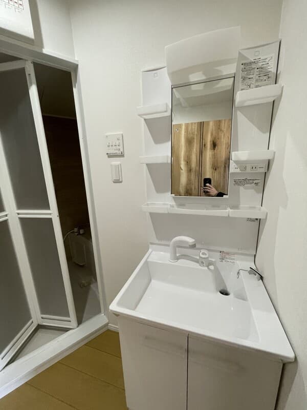 Room image 11