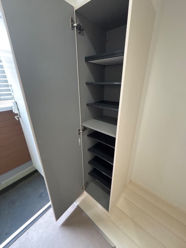 Room image 11