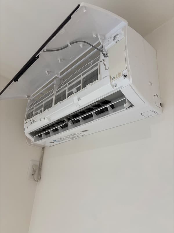 Room image 13