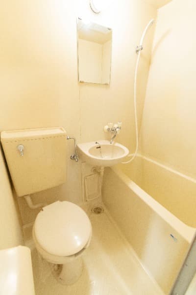 Room image 10