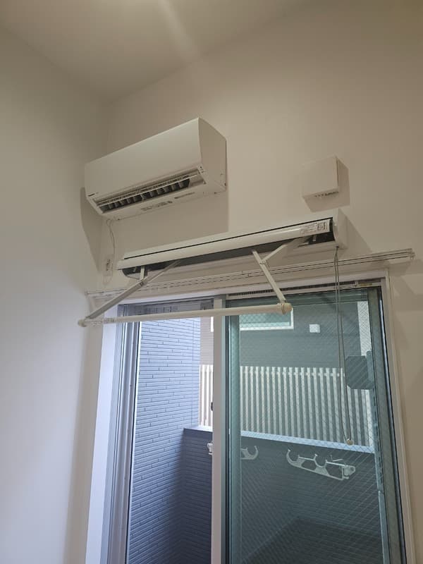 Room image 12