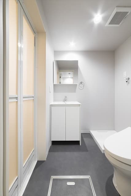 Room image 12