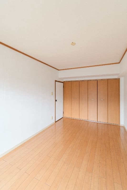 Room image 14