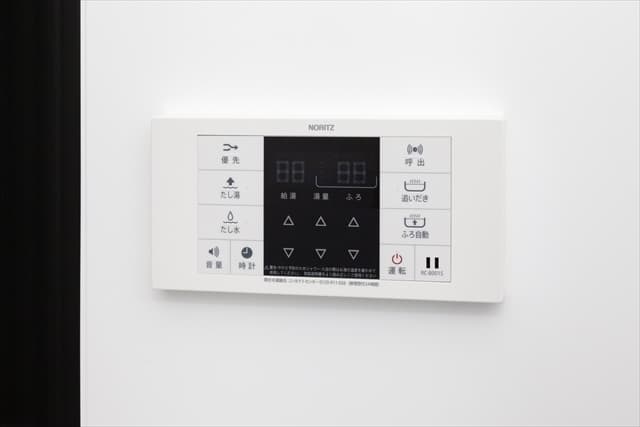 Room image 16