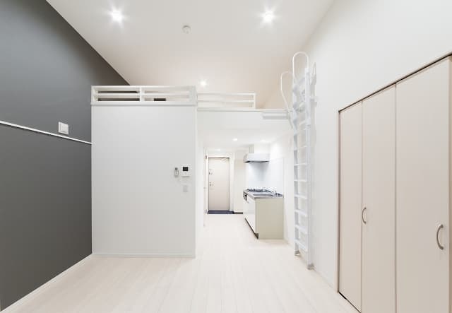 Preview interior of principal