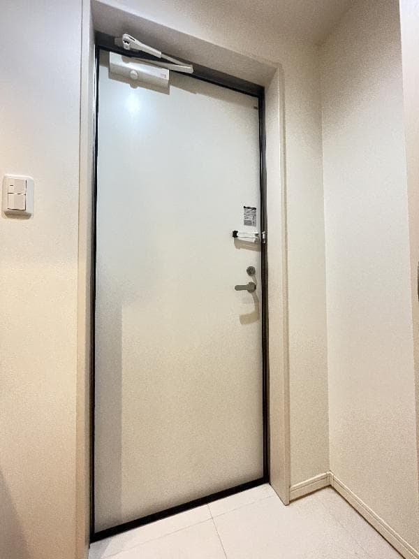 Room image 8
