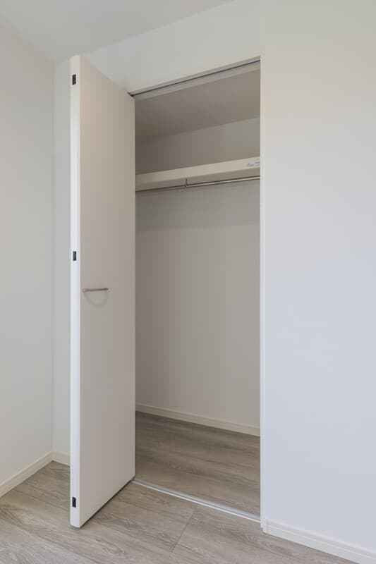 Room image 16