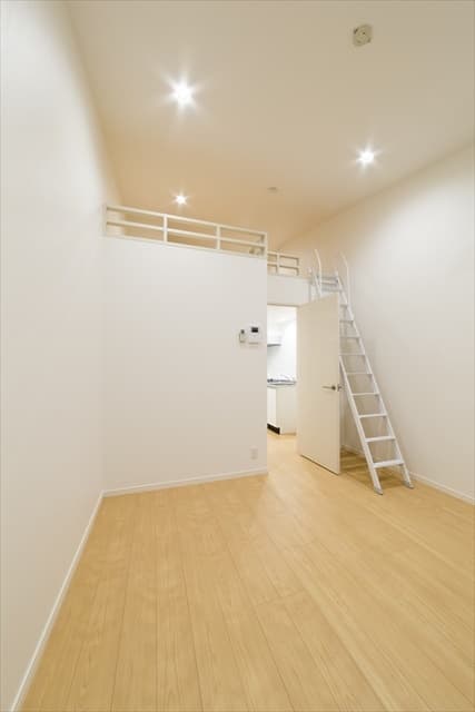Preview interior of Lavale