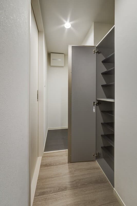 Room image 11