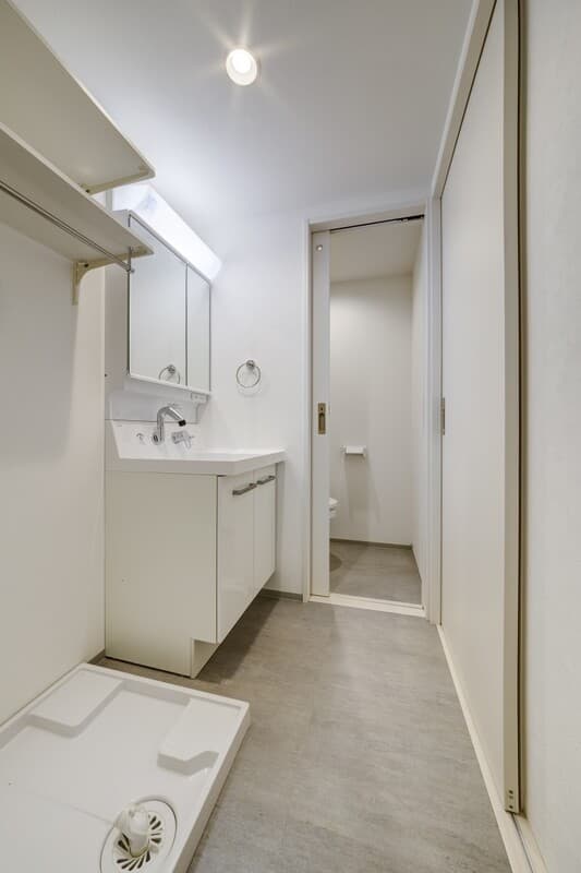 Room image 12