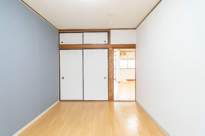 Room image 15