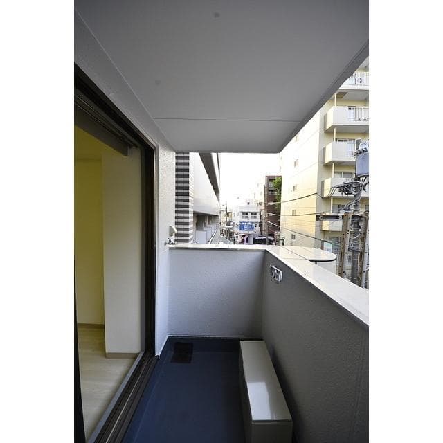 Room image 8