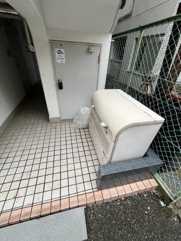 Room image 14