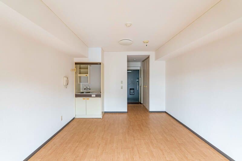 Room image 8