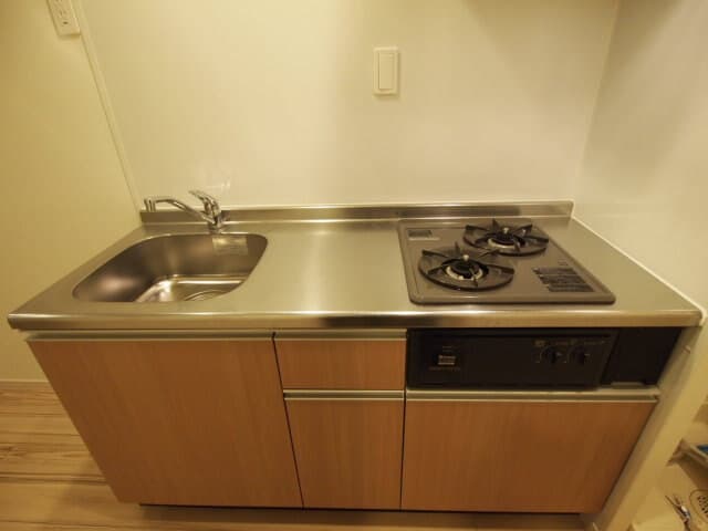 Room image 8