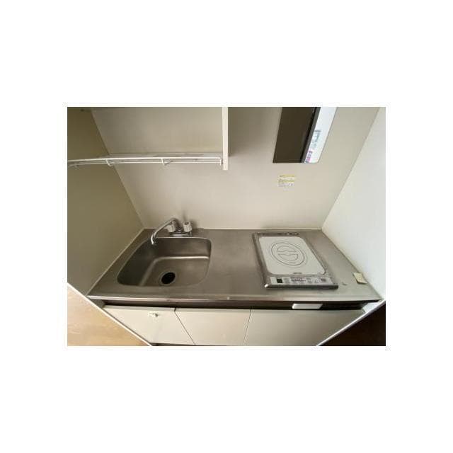 Room image 10
