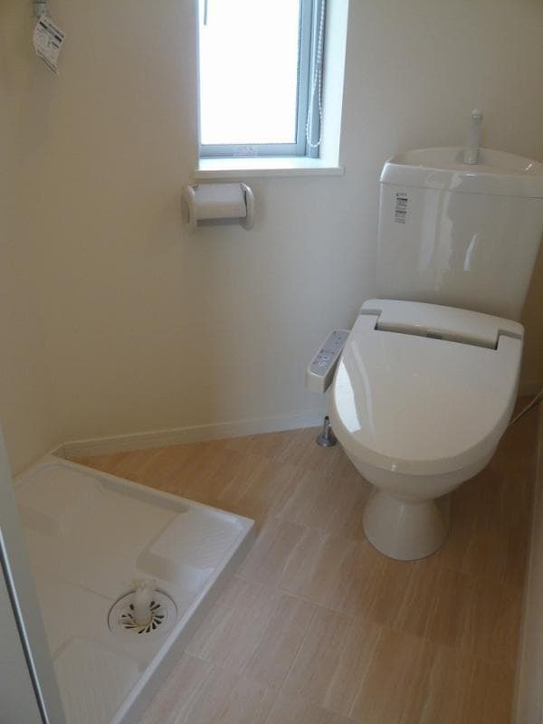 Room image 13