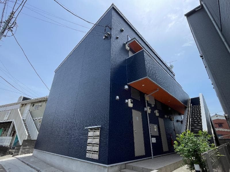 Main exterior of El Inage