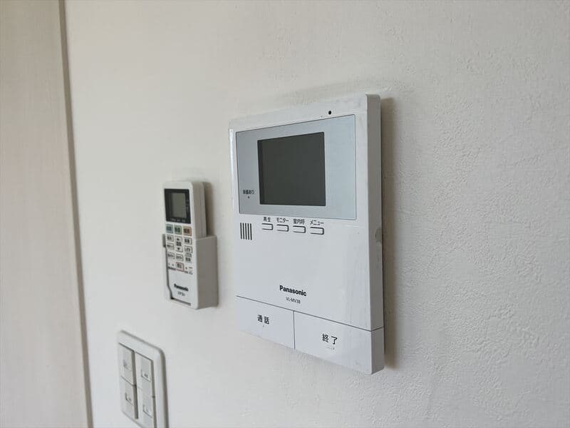 Room image 11