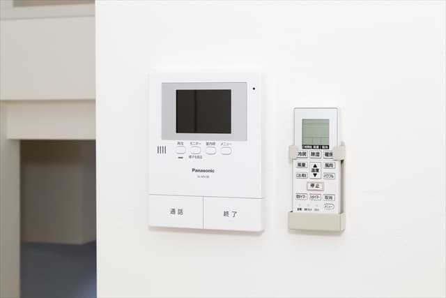 Room image 12