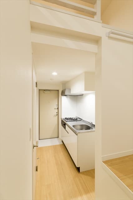 Room image 13