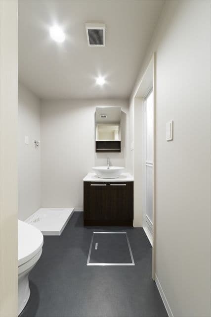 Room image 14