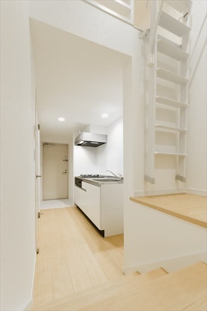 Room image 8