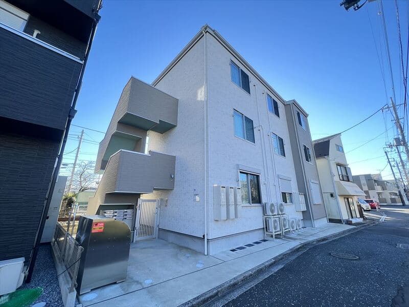 Main exterior of CRASTINE Nishimabashi 1-chome (Krastinoshishimabashi-shii-chome)
