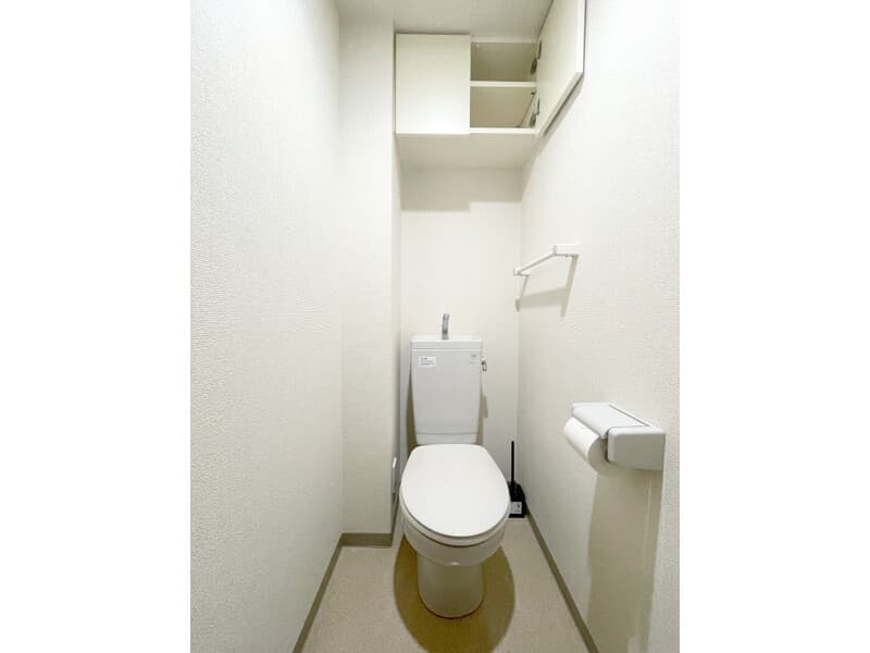 Room image 11