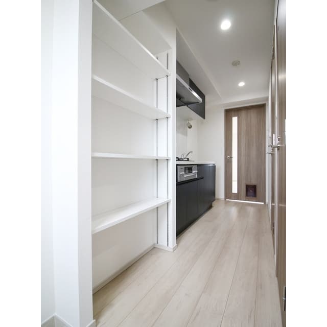Room image 13