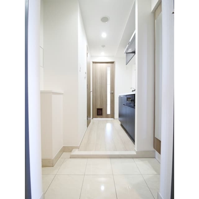 Room image 13