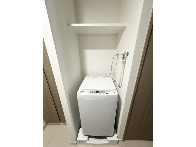 Room image 11