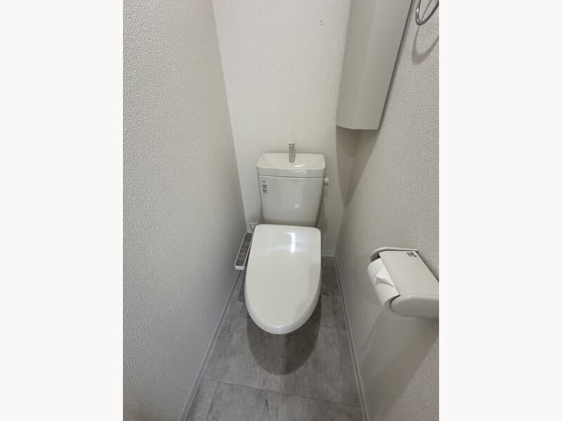 Room image 12