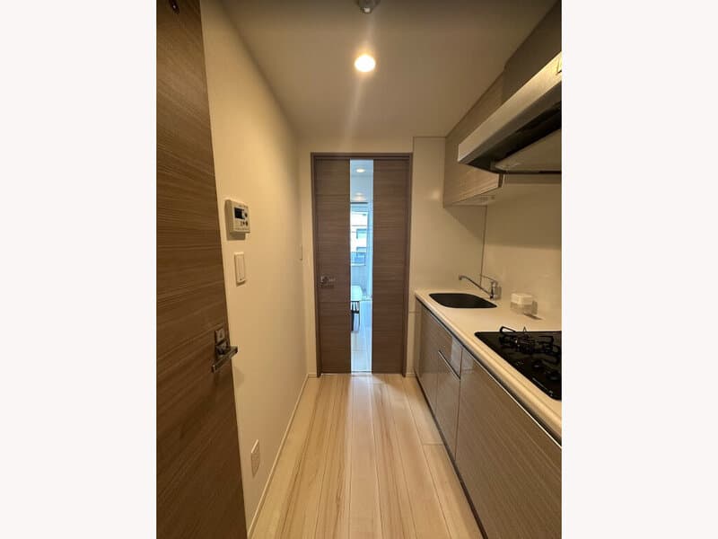 Room image 16