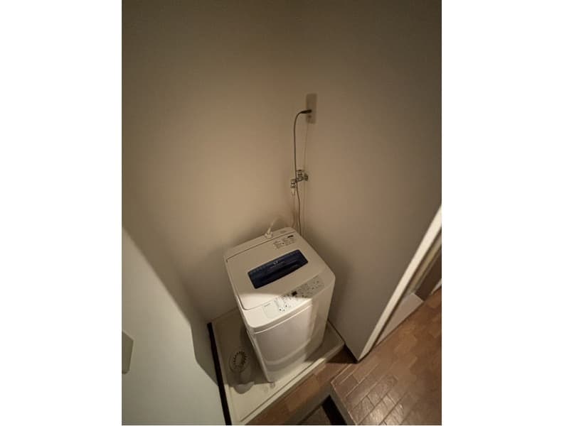 Room image 13