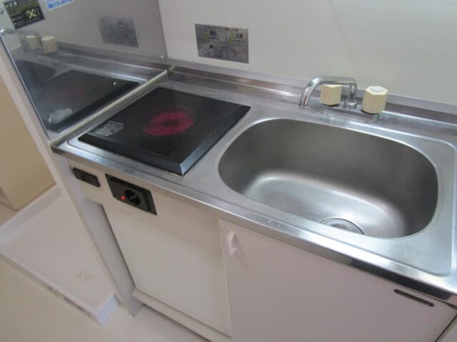 Room image 10
