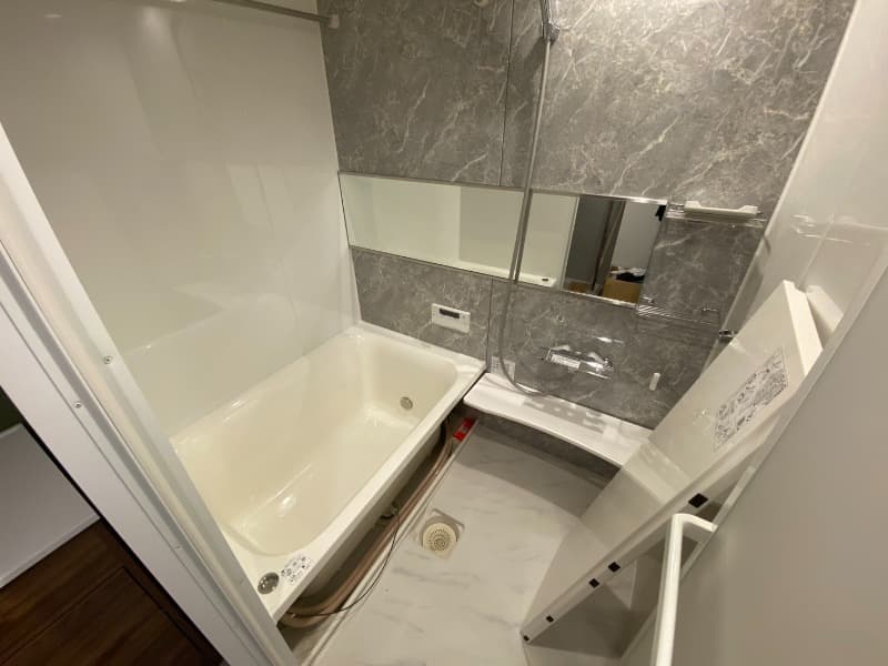 Room image 14