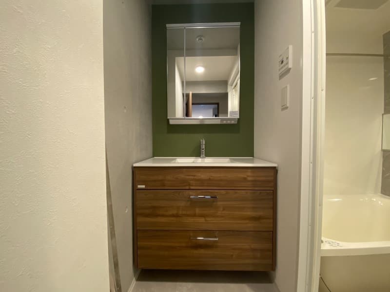 Room image 15