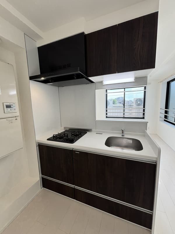 Room image 8