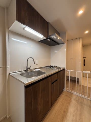 Room image 11
