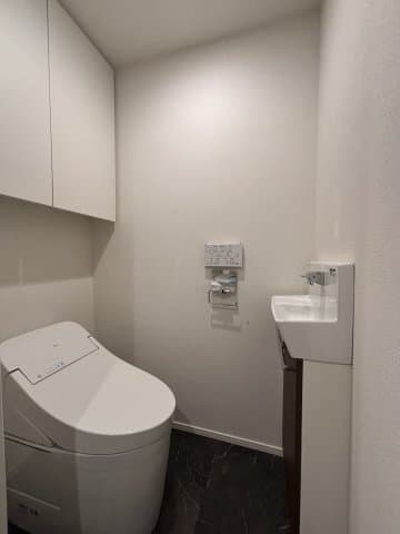 Room image 14